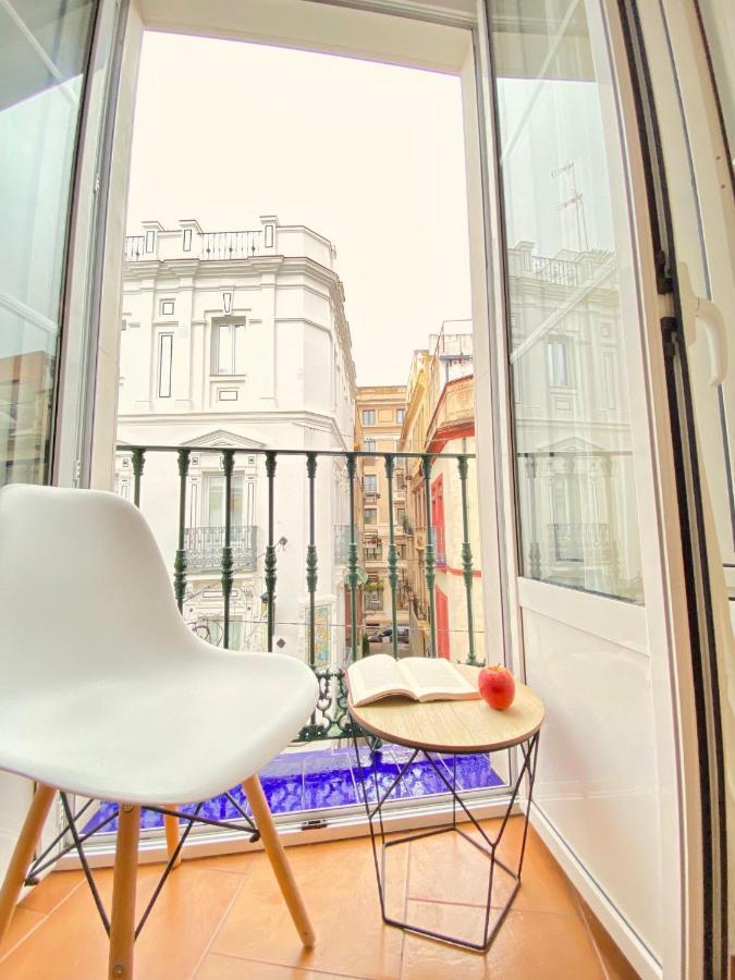 Comfortable Studio Old Town, Parking Optional Sevilha Exterior foto